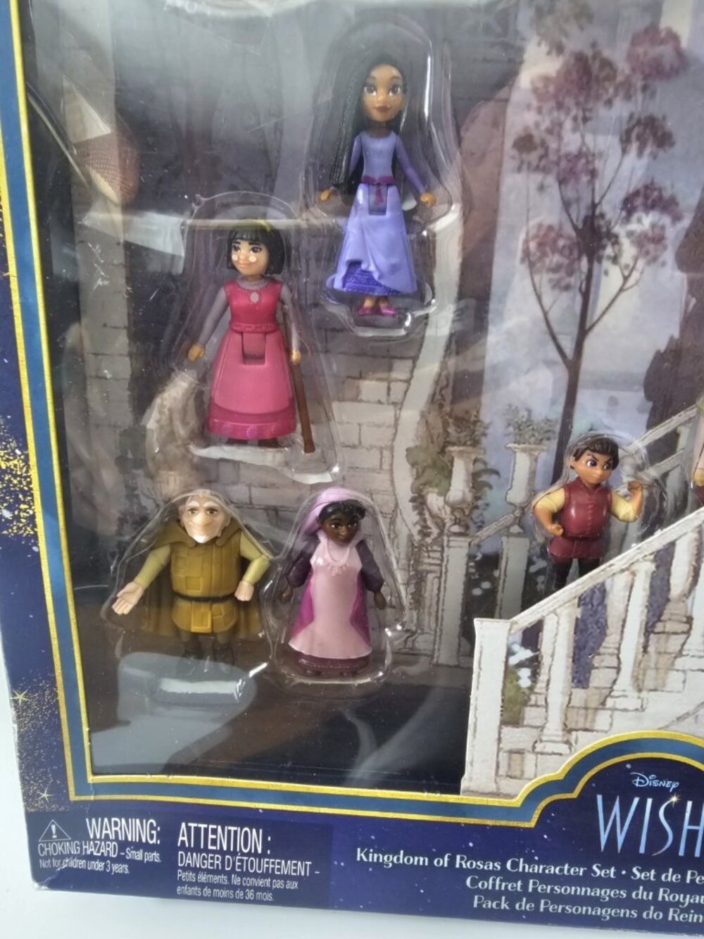 Disney Wish Kingdom of Rosas Character Set Doll Figures Playset 10+5 Ages 3+ - Picture 11 of 11